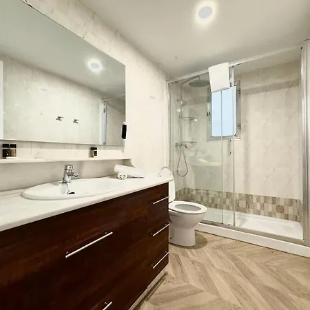 3bd Center Charming Flat Balcony & Parking * Malaga